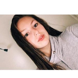 Meet your Posher, Juliette